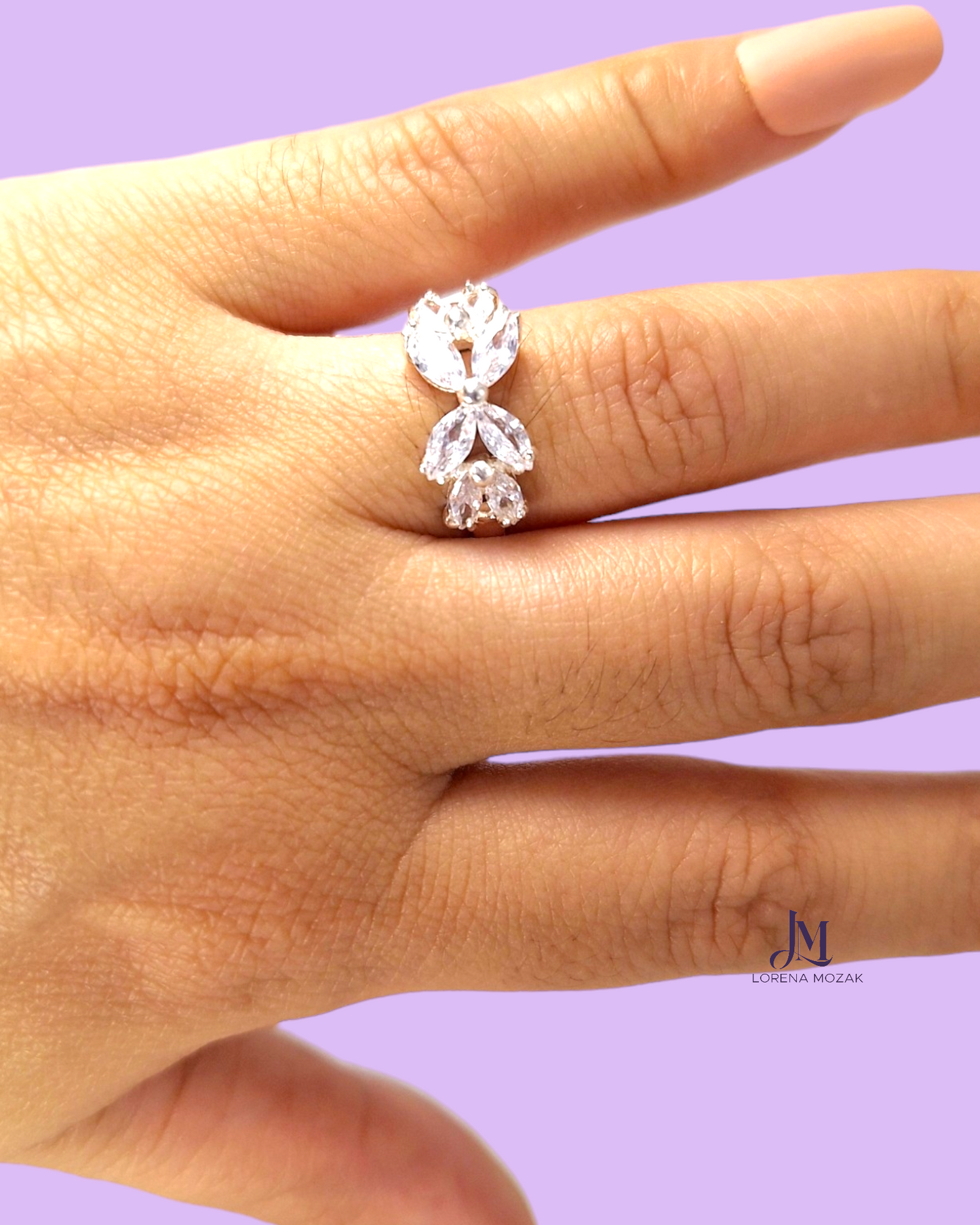 ANILLO DE PLATA CON MOÑO DE ZIRCONAS HECHO EN MÉXICO BY LORENA MOZAK 