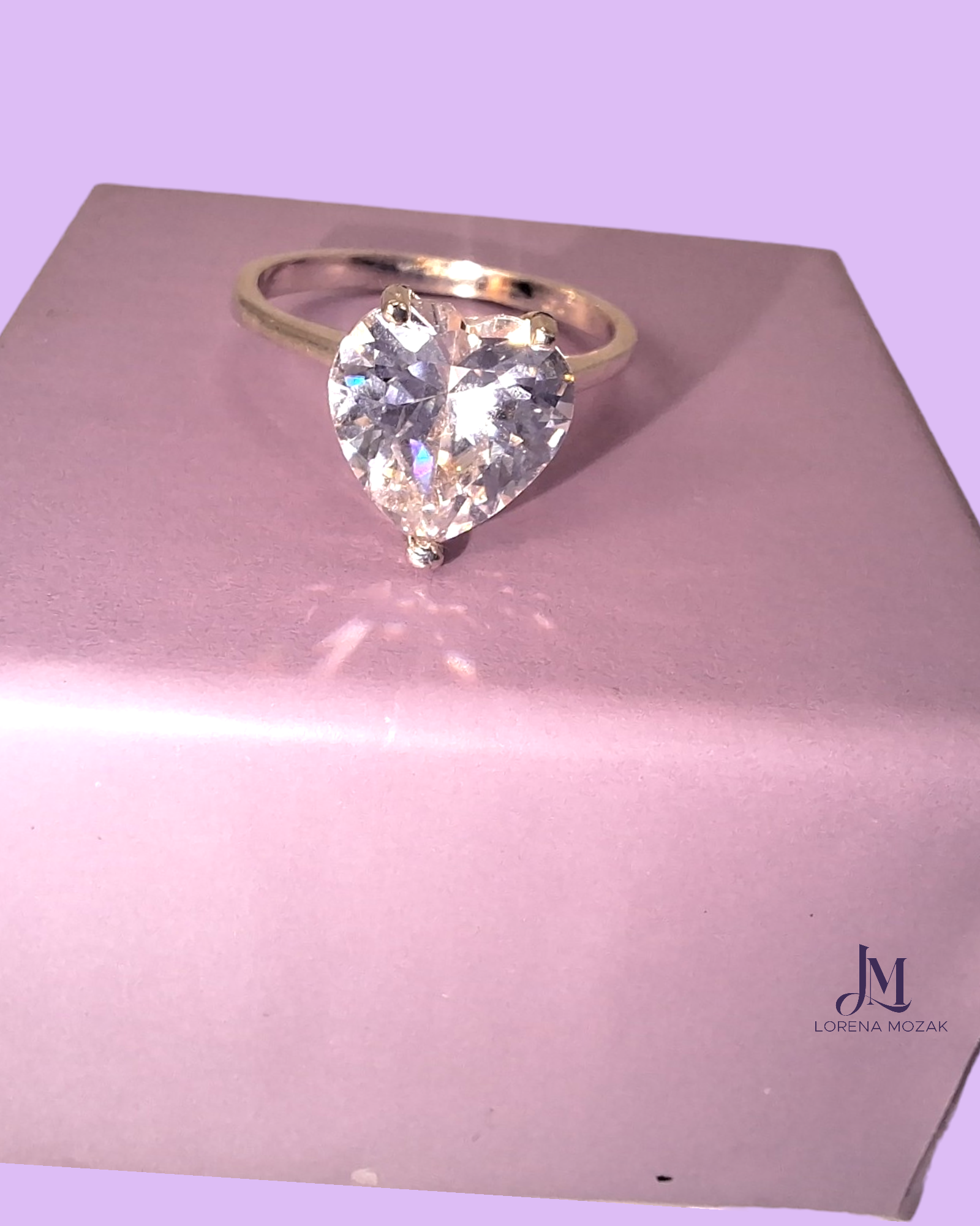 ANILLO DE PLATA CON CORAZÓN  DE ZIRCONA HECHO EN MÉXICO BY LORENA MOZAK ENVÍOS A TODO MÉXICO Y ESTADOS UNIDOS


