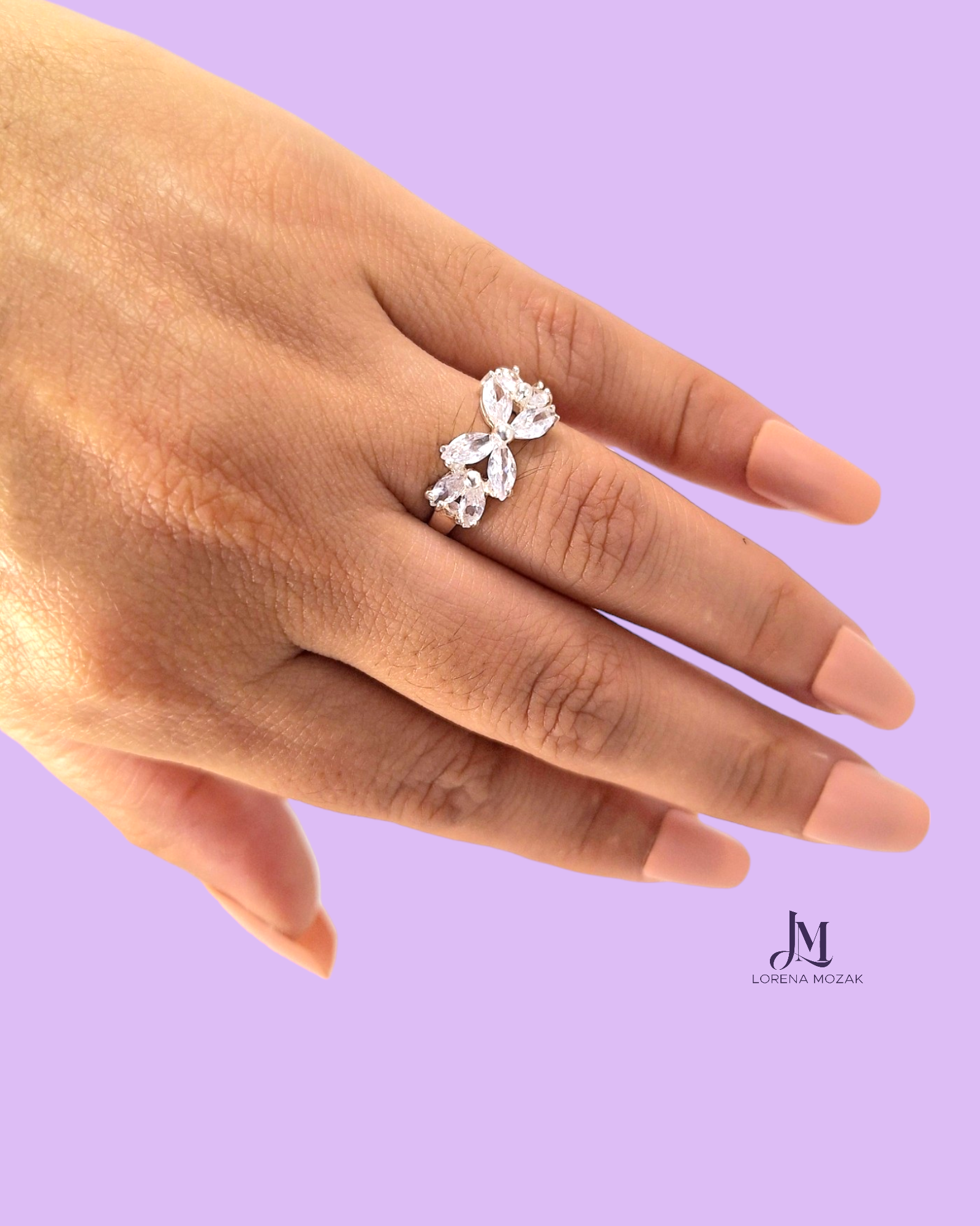 ANILLO DE PLATA CON MOÑO DE ZIRCONAS HECHO EN MÉXICO BY LORENA MOZAK 